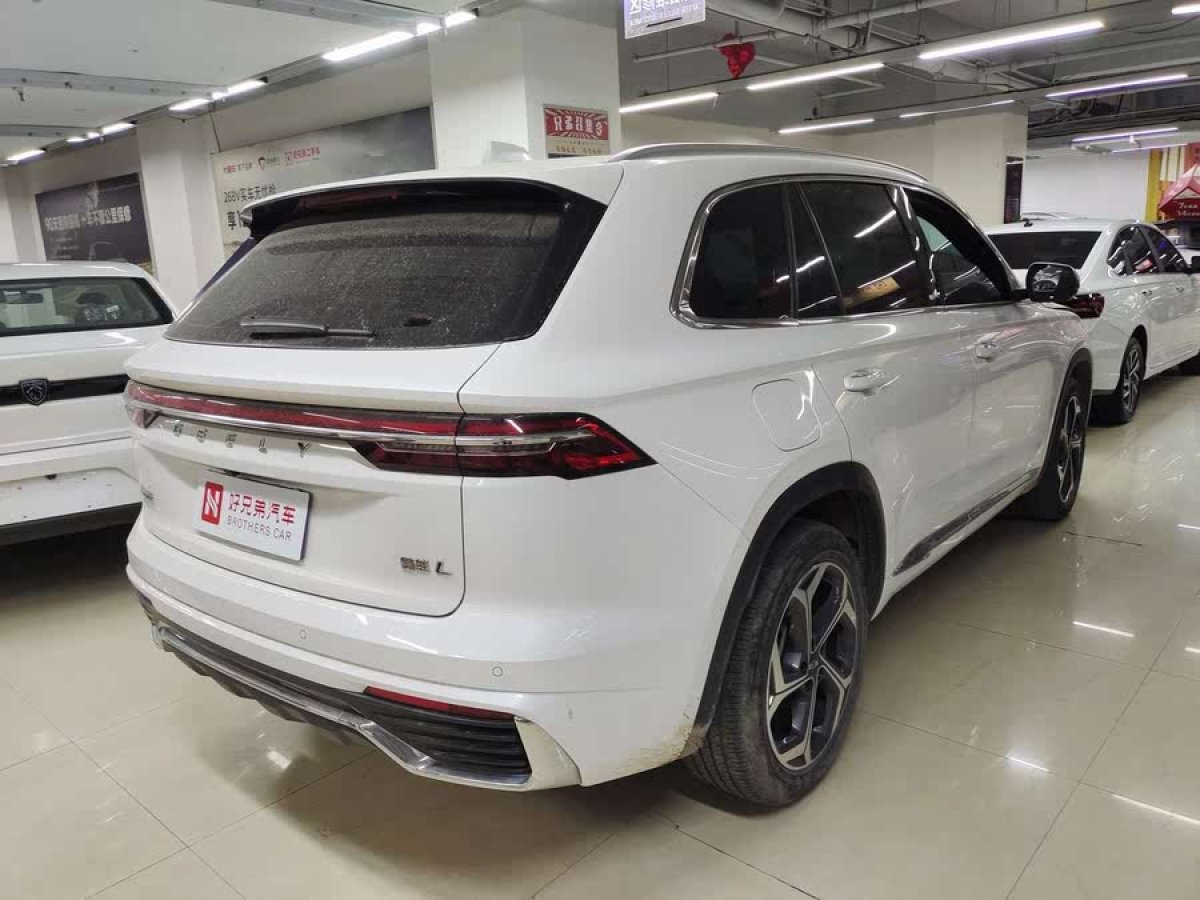 吉利 星越L  2021款 2.0TD DCT EVO兩驅(qū)尊貴型圖片
