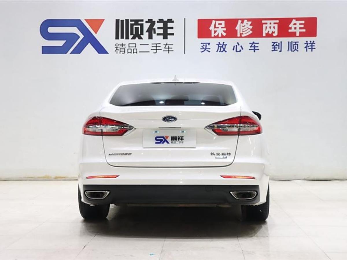 福特 蒙迪歐  2018款 EcoBoost 180 智控時(shí)尚型 國(guó)VI圖片