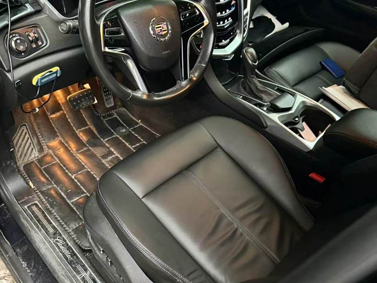 凱迪拉克 SRX  2013款 3.0L 舒適型圖片