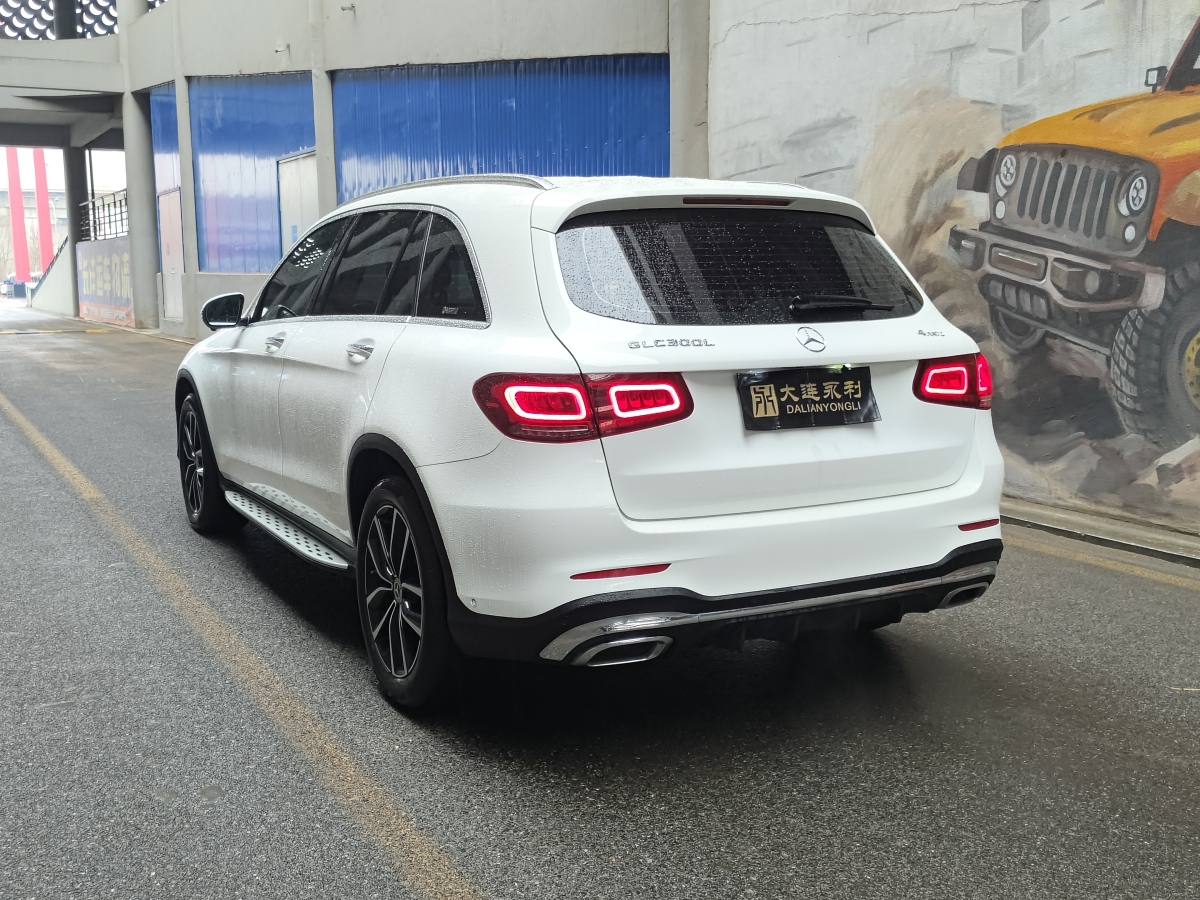 奔馳 奔馳GLC  2018款 改款 GLC 300 4MATIC 動(dòng)感型圖片