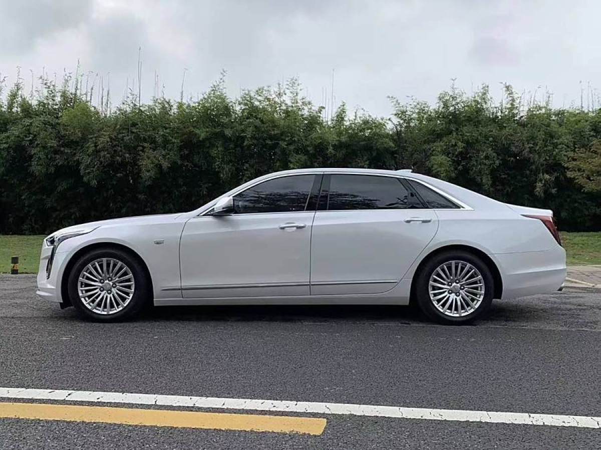 凱迪拉克 CT6  2019款 28T 豪華型圖片