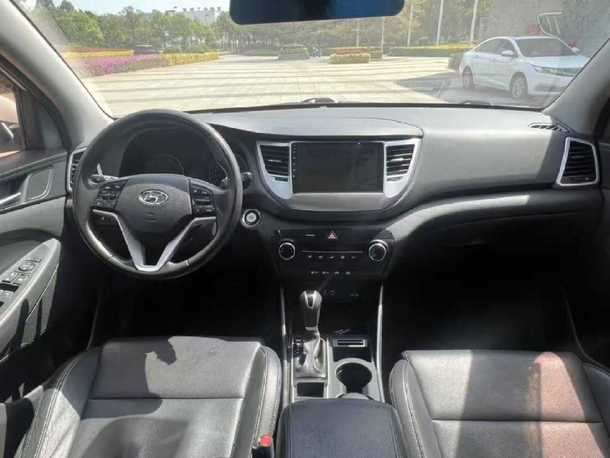現(xiàn)代 名圖  2016款 1.8 GLS 智能型圖片