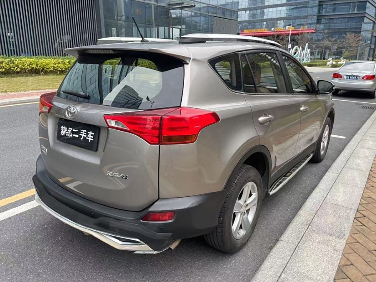 2014年9月豐田 RAV4榮放  2013款 2.0L CVT兩驅(qū)都市版