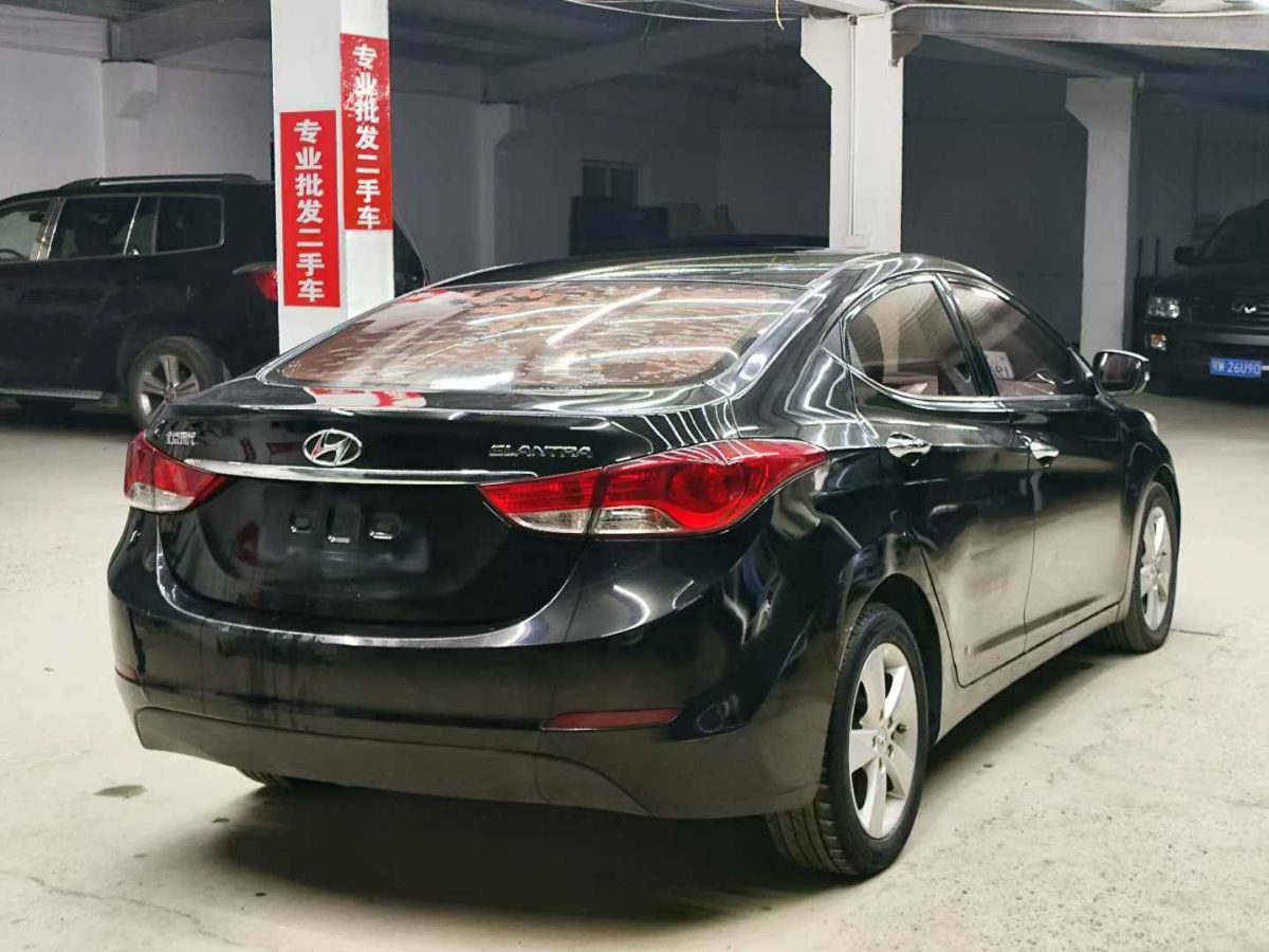 現(xiàn)代 朗動  2013款 1.6L 自動領(lǐng)先型圖片