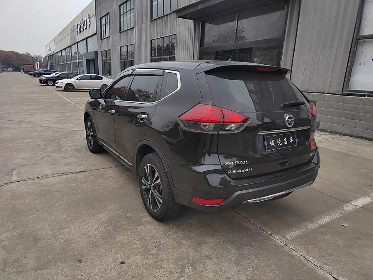 日產(chǎn) 奇駿  2021款 2.5L XL  ITS 3rows CVT 4WD七座豪華領(lǐng)航版圖片