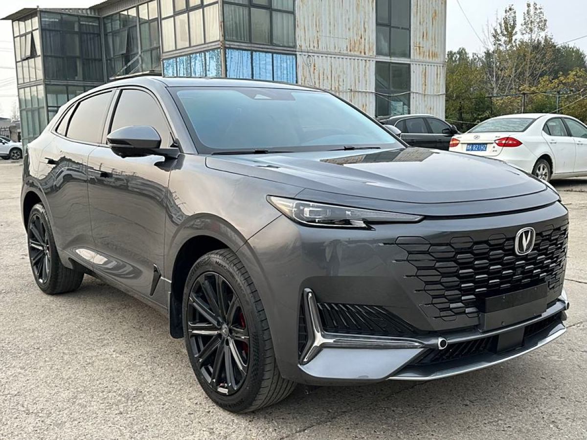 長(zhǎng)安 長(zhǎng)安UNI-K  2021款 2.0T 尊貴型圖片