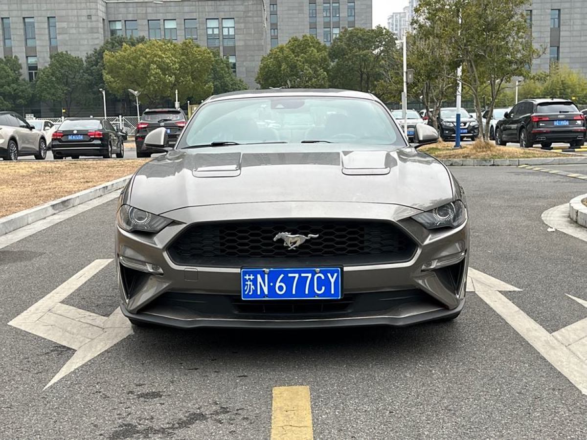 2020年6月福特 Mustang  2020款 2.3L EcoBoost 黑曜魅影特別版