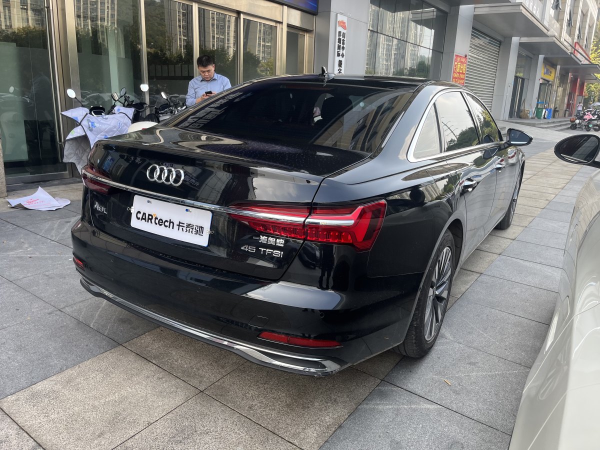 奧迪 奧迪A6L  2024款 45 TFSI 臻選致雅型圖片