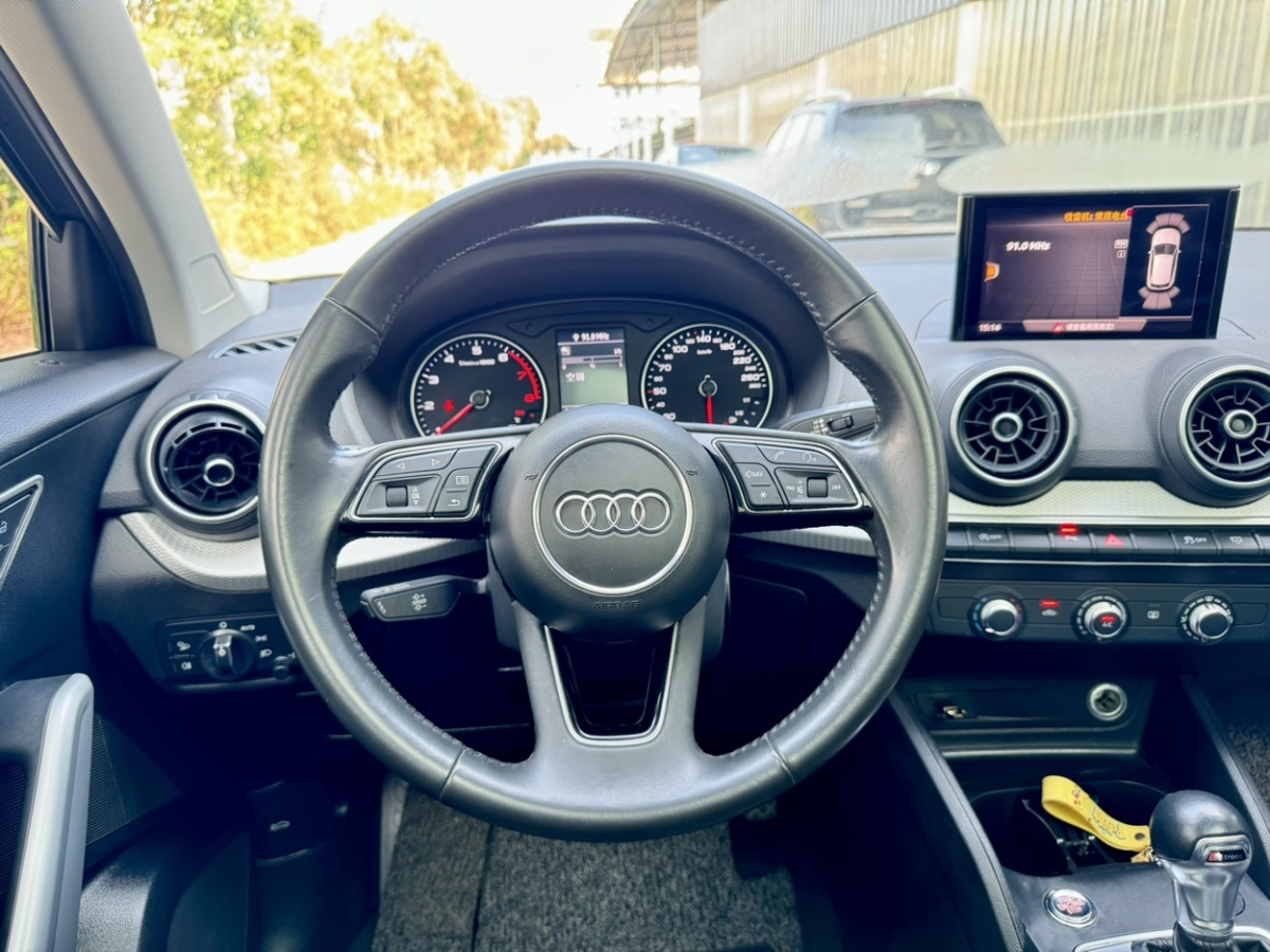 奧迪 奧迪Q2L  2020款 35TFSI 進取動感型圖片