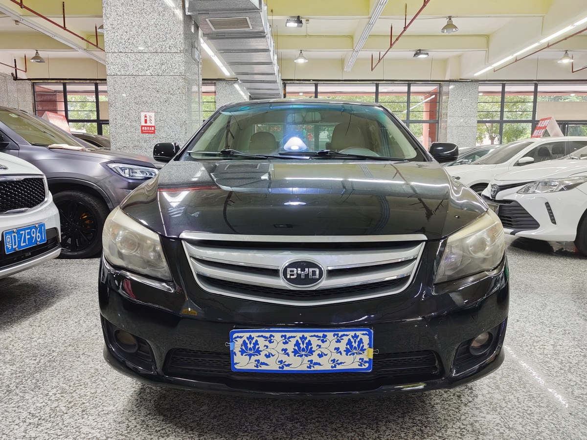 比亞迪 L3  2012款 1.5L 手動尊貴型圖片