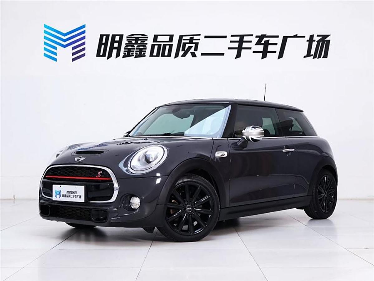 MINI CLUBMAN  2017款 2.0T COOPER S 賽車控圖片