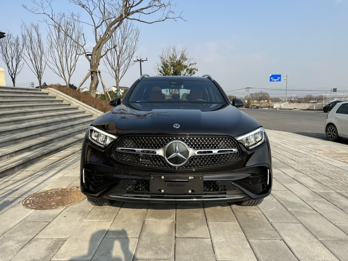 奔馳 奔馳GLC  2023款 改款 GLC 260 L 4MATIC 豪華型 5座圖片