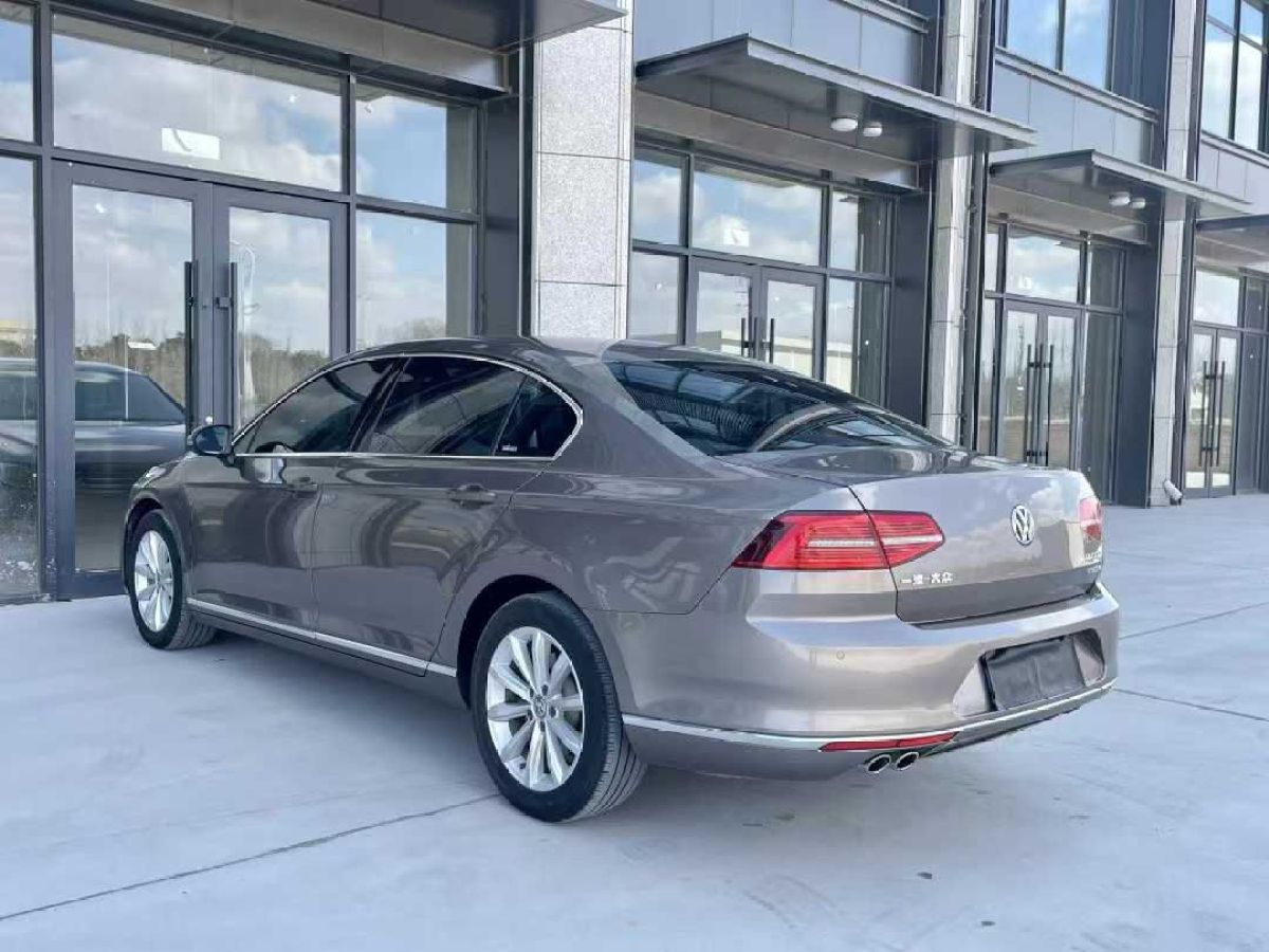 大眾 邁騰  2017款 280TSI DSG 領(lǐng)先型圖片