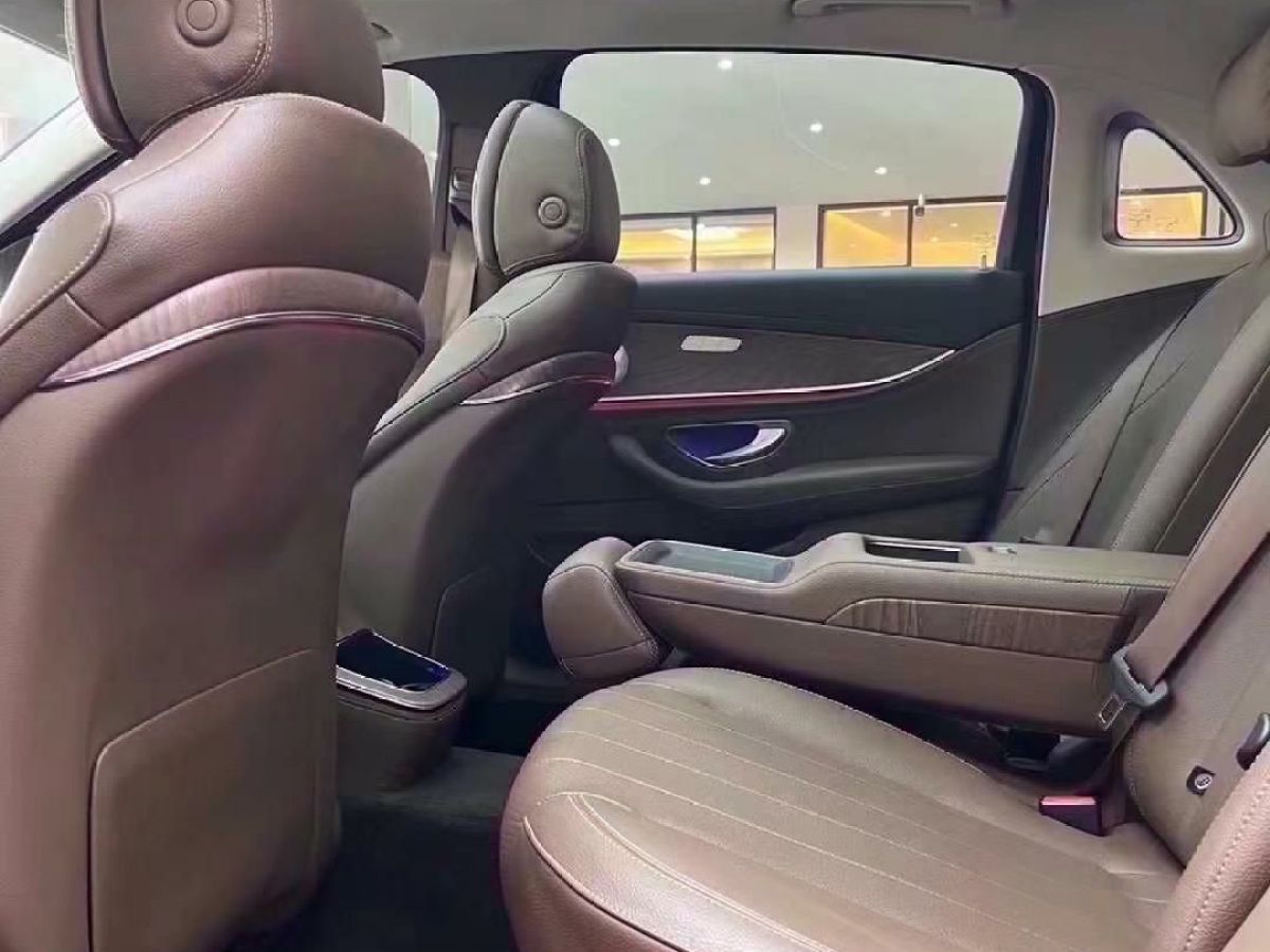 奔馳 奔馳E級  2021款 E 300 L 豪華型圖片
