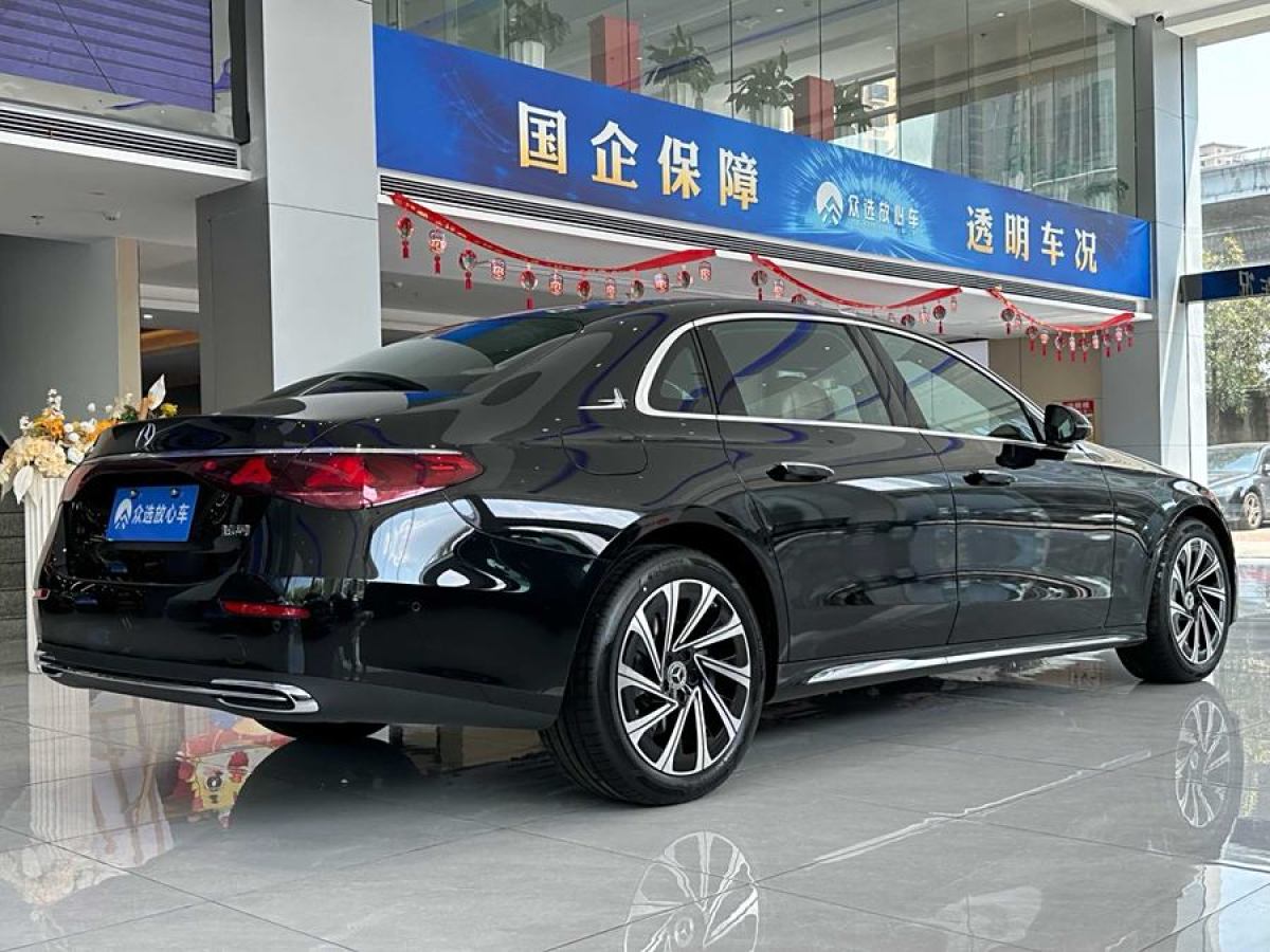 奔馳 奔馳E級(jí)  2019款 改款 E 300 L 豪華型圖片