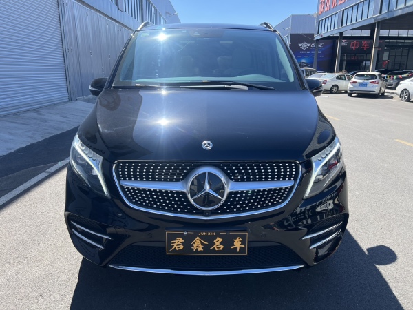 奔驰 V级  2021款 V 260 L 长轴距豪华版