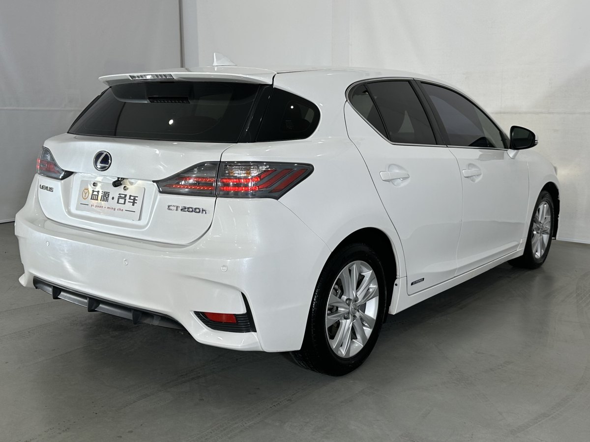 雷克薩斯 CT  2014款 CT200h 領(lǐng)先版 單色圖片