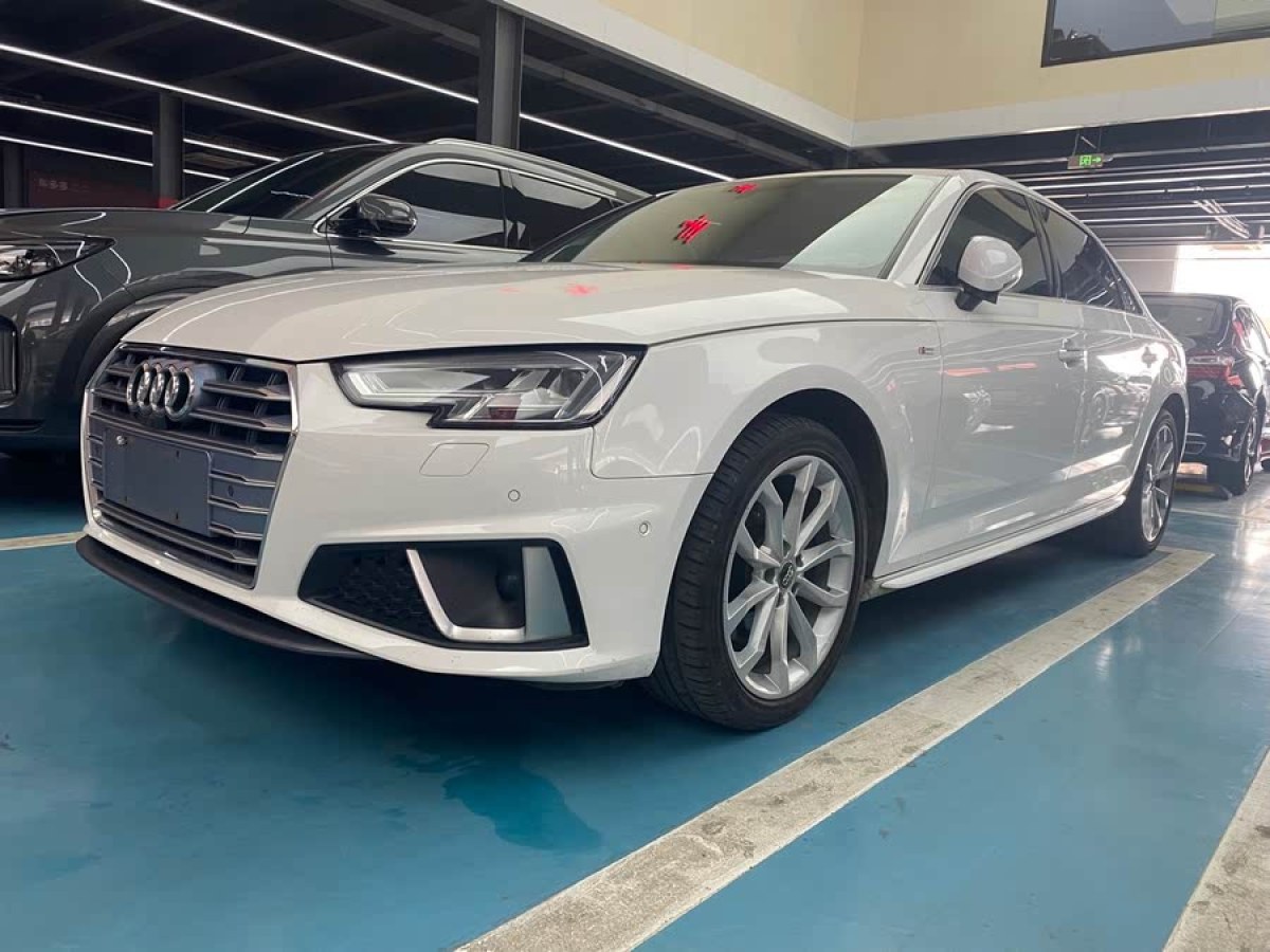 2019年4月奧迪 奧迪A4L  2019款 40 TFSI 時尚型 國V