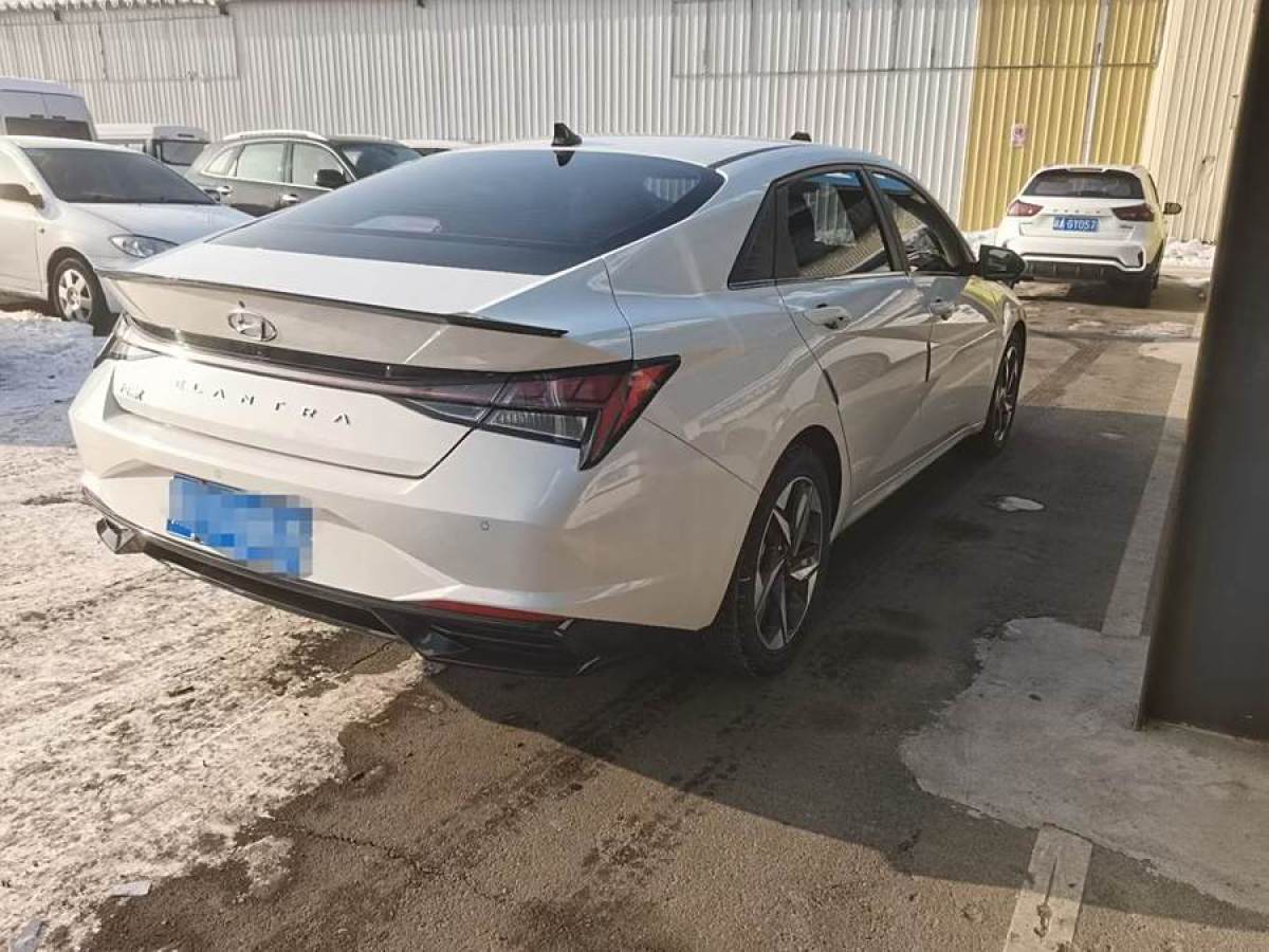 現(xiàn)代 伊蘭特  2022款 1.5L CVT LUX尊貴版圖片