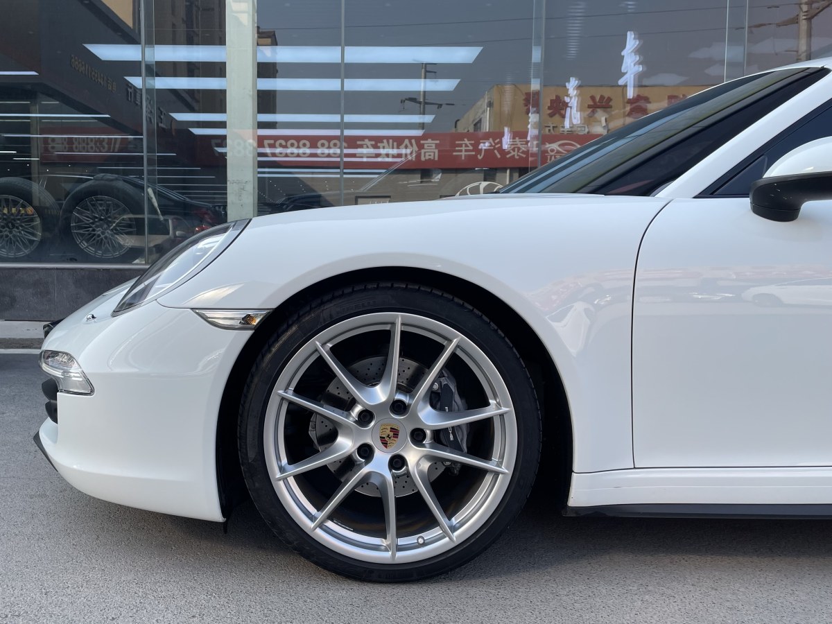 2016年4月保時(shí)捷 911  2013款 Carrera 4 3.4L