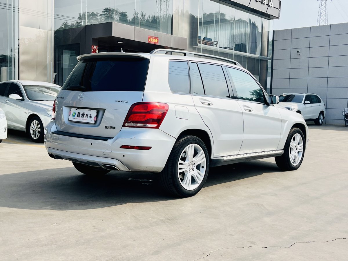 奔驰 奔驰GLK级  2014款 GLK 260 4MATIC 动感型图片