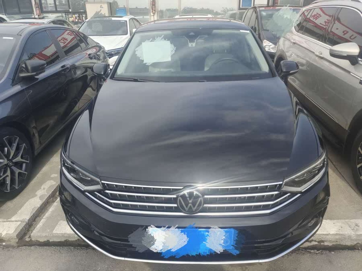 大眾 邁騰  2023款 200萬輛紀(jì)念版 330TSI DSG領(lǐng)先型圖片