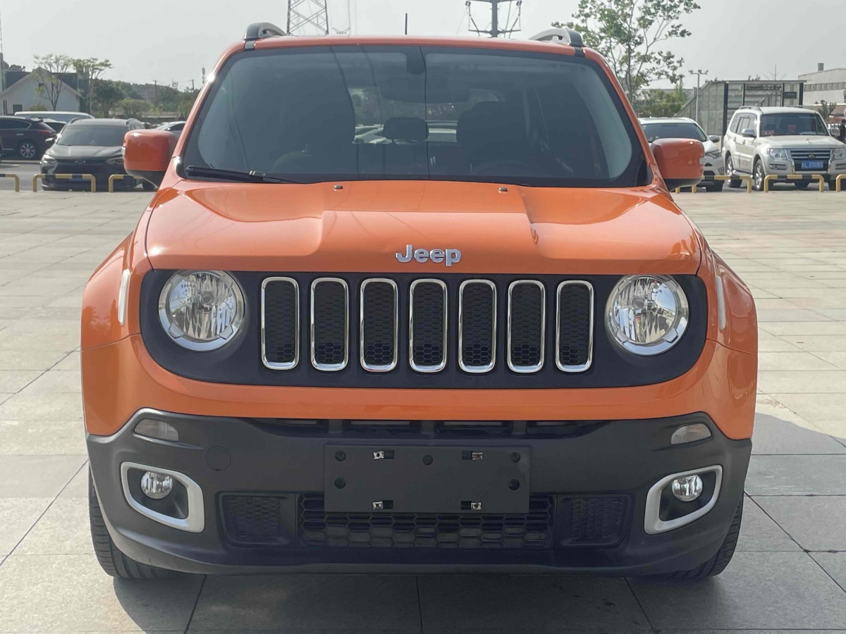 Jeep 自由俠  2017款 180T 自動勁能版圖片