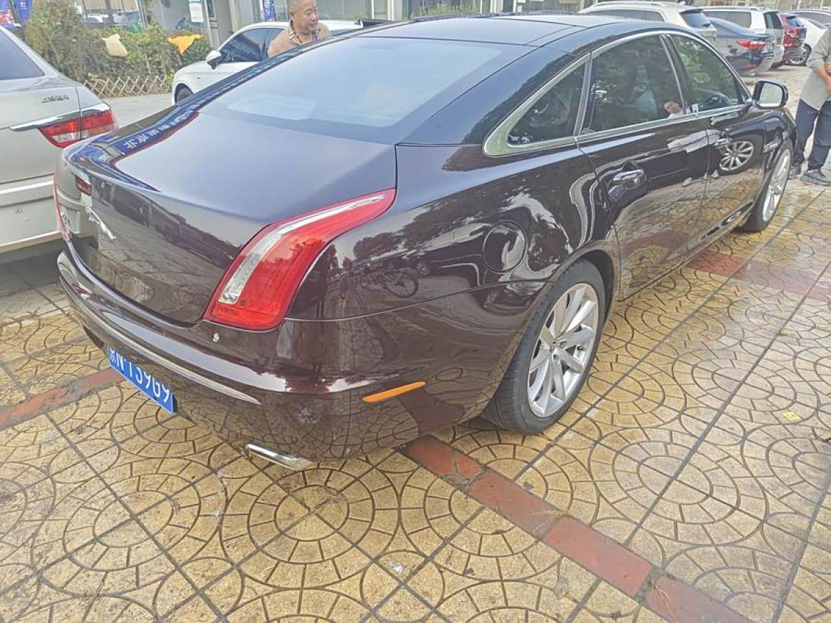 捷豹 XJ  2011款 XJL 3.0 全景商務(wù)版圖片