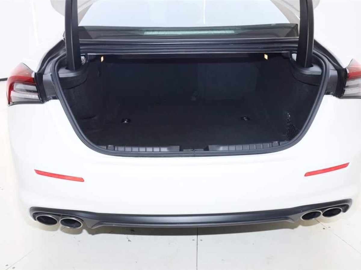 瑪莎拉蒂 Ghibli  2018款 3.0T 標(biāo)準(zhǔn)版圖片