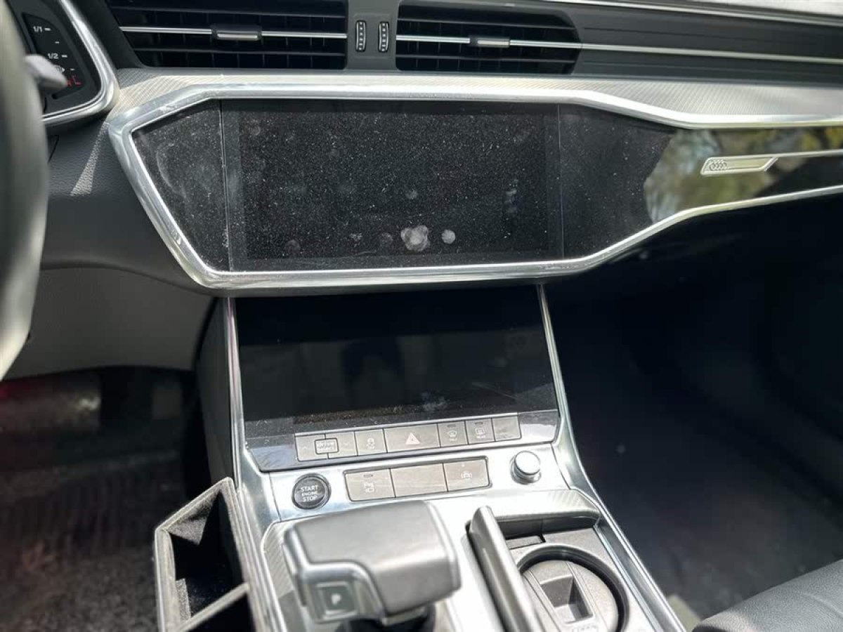 奧迪 奧迪A6L  2021款 45 TFSI 臻選動感型圖片