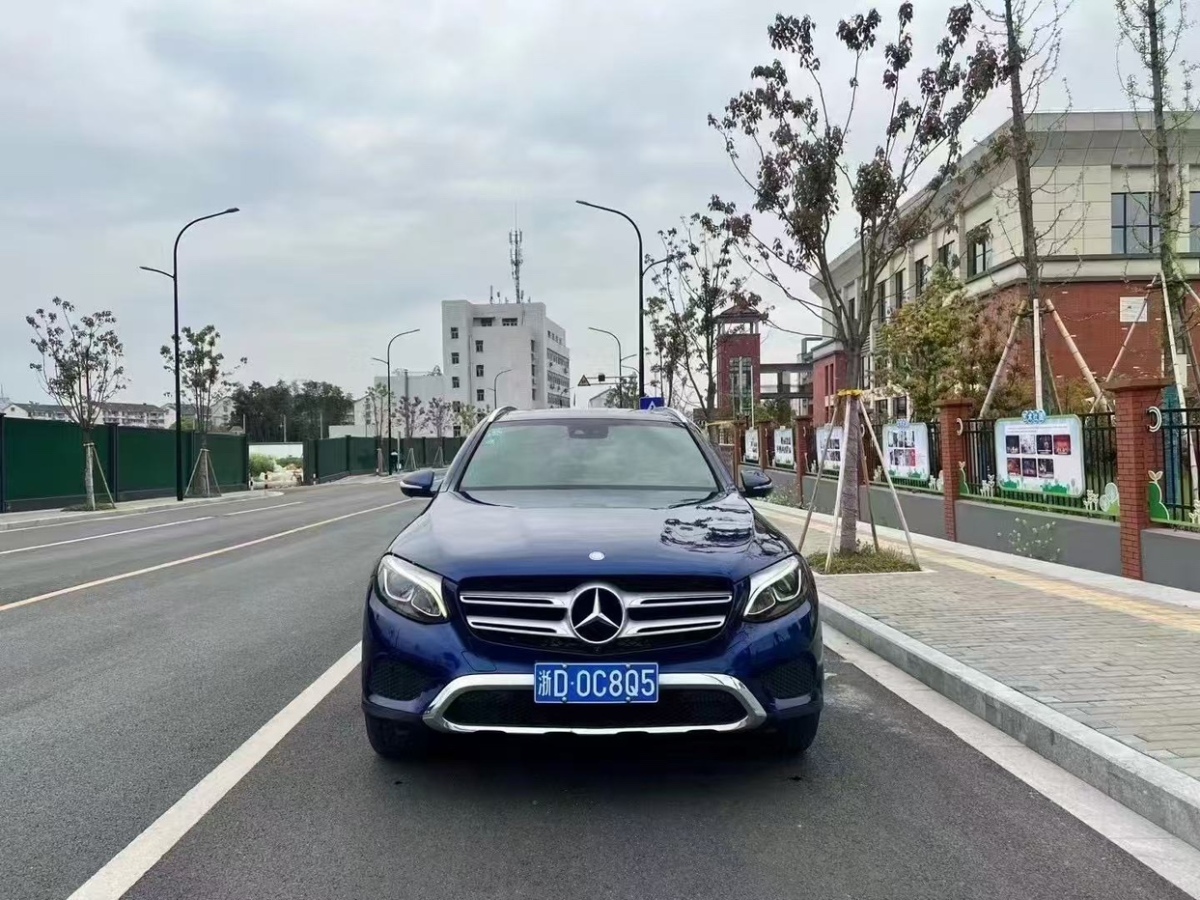 奔馳 奔馳GLC  2016款 GLC 260 4MATIC 豪華型圖片