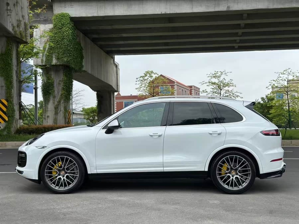 保時(shí)捷 Cayenne  2011款 Cayenne 3.0T圖片