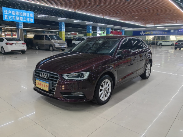 奥迪 奥迪A3  2015款 Sportback 35 TFSI 百万纪念智领型