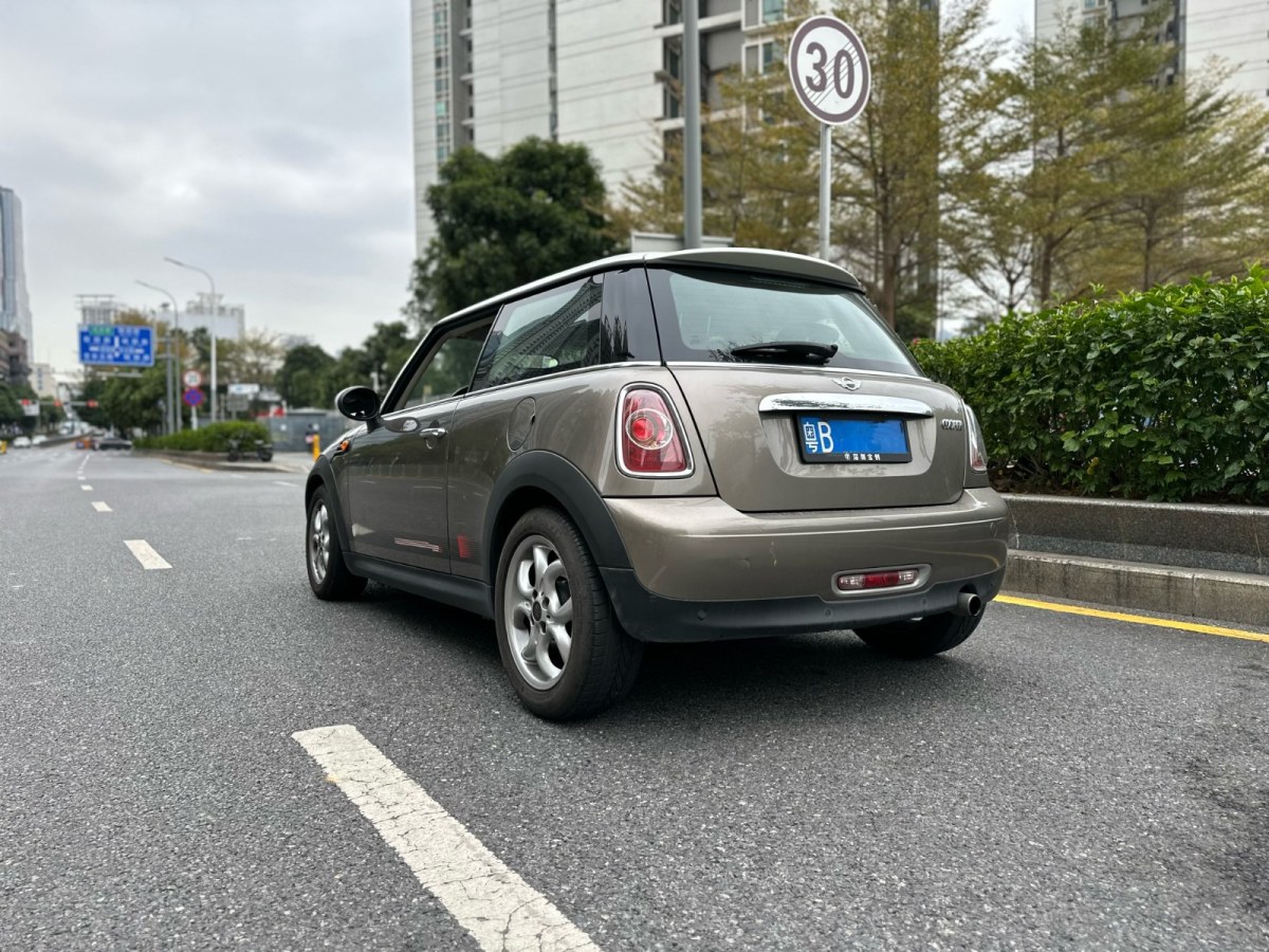 迷你COOPER Baker Street 自動1.6L 圖片