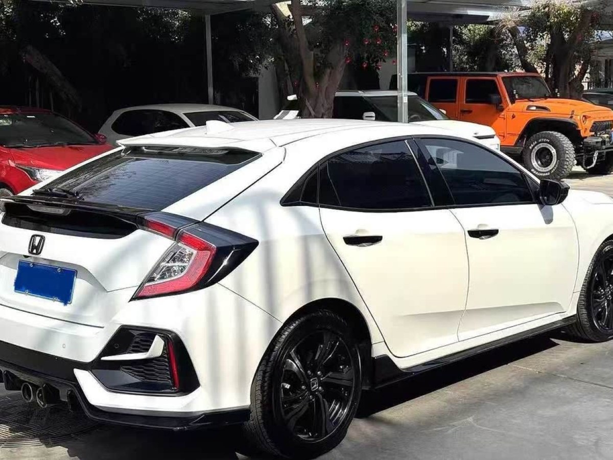 本田 思域  2021款 HATCHBACK 220TURBO CVT潮酷控圖片