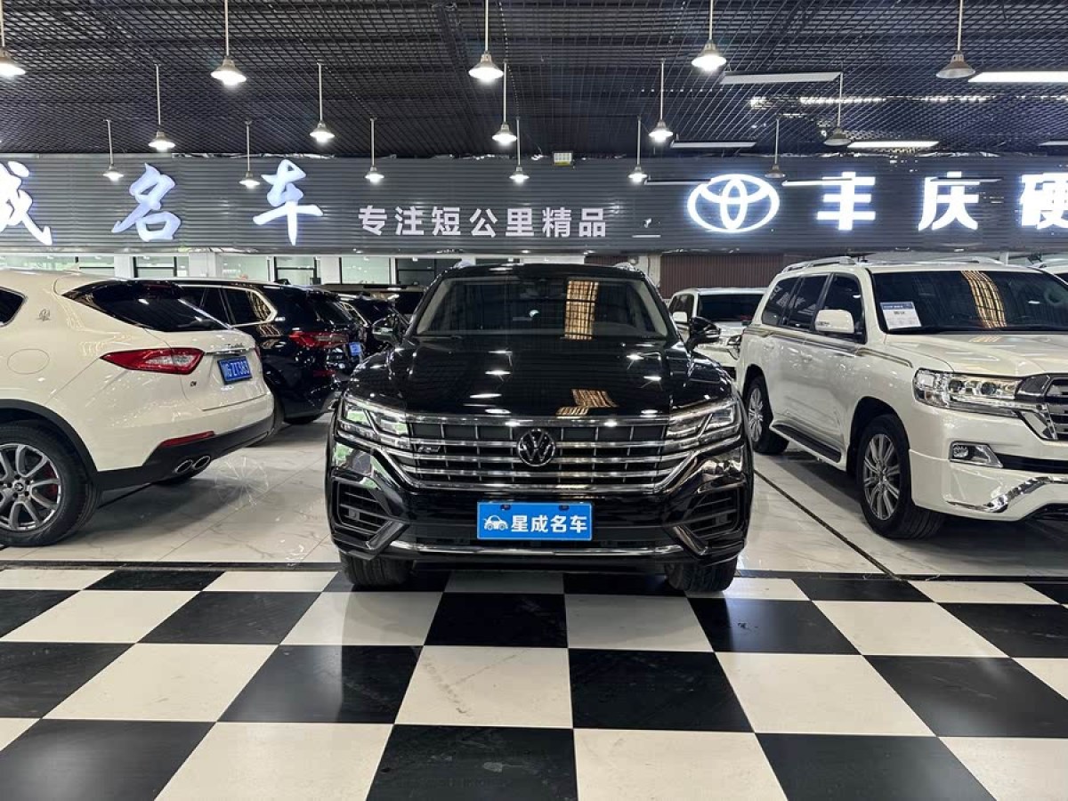 大眾 途銳  2023款 3.0TSI 銳享版 經(jīng)典運(yùn)動套裝圖片