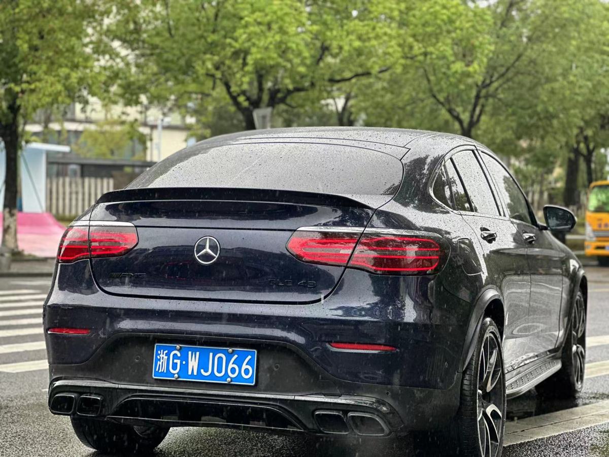 奔馳 奔馳GLC  2021款 GLC 260 4MATIC 轎跑SUV圖片