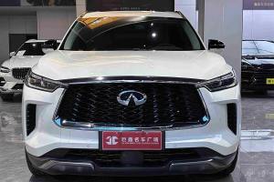 英菲尼迪QX60 英菲尼迪 2.0T 四驅(qū)卓越版