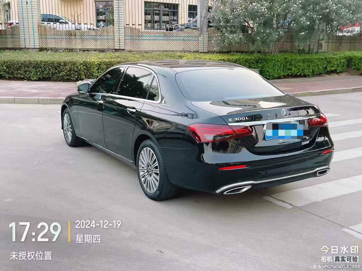 奔馳 奔馳E級  2023款 E 300 L 豪華型圖片