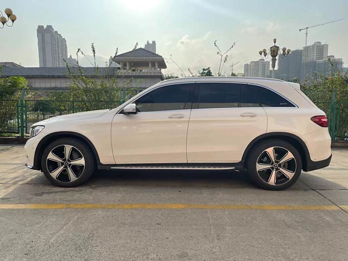 奔馳 奔馳GLC  2018款 改款 GLC 300 4MATIC 動(dòng)感型圖片