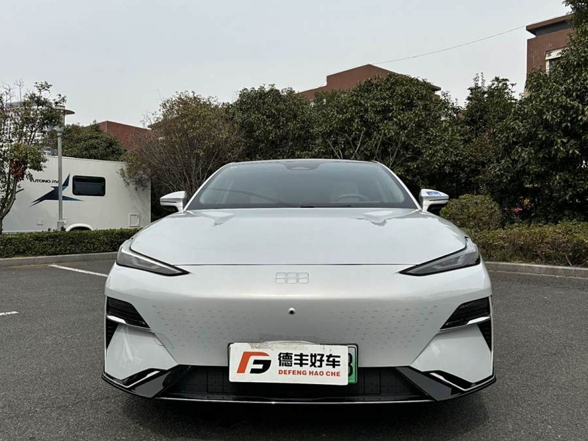 銀河 銀河E8  2024款 665km 星艦 遠(yuǎn)航版圖片