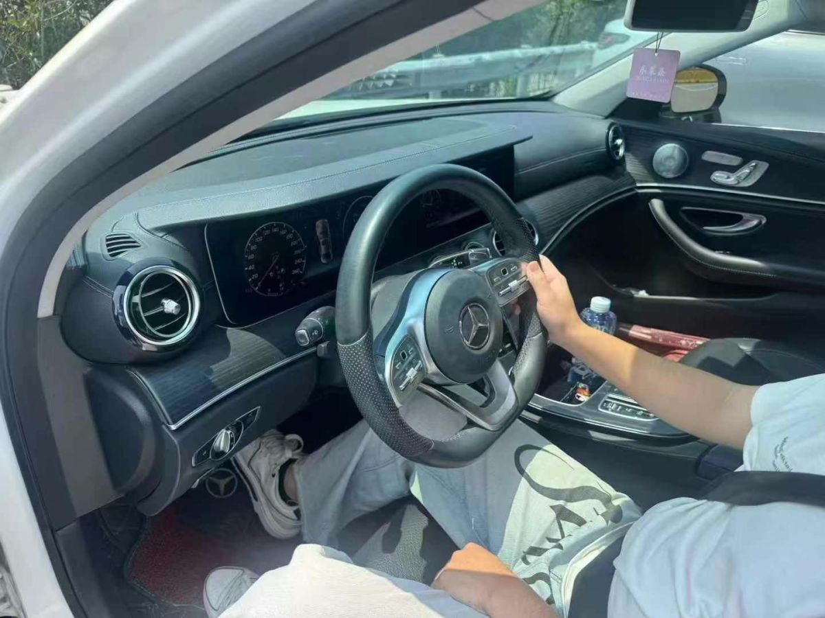 奔馳 奔馳E級  2019款 E 350 L 運(yùn)動型 4MATIC圖片