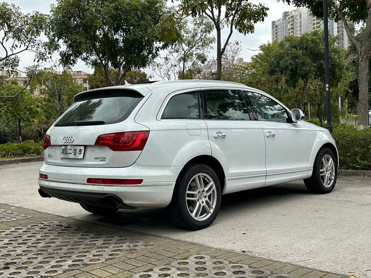 奧迪 奧迪Q7  2012款 3.0 TDI 領(lǐng)先型圖片