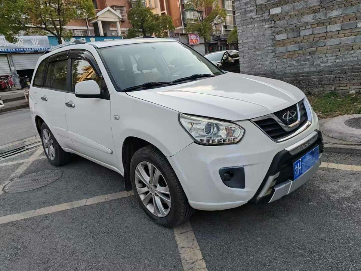 啟辰 R50  2013款 1.6L 北斗導(dǎo)航版圖片