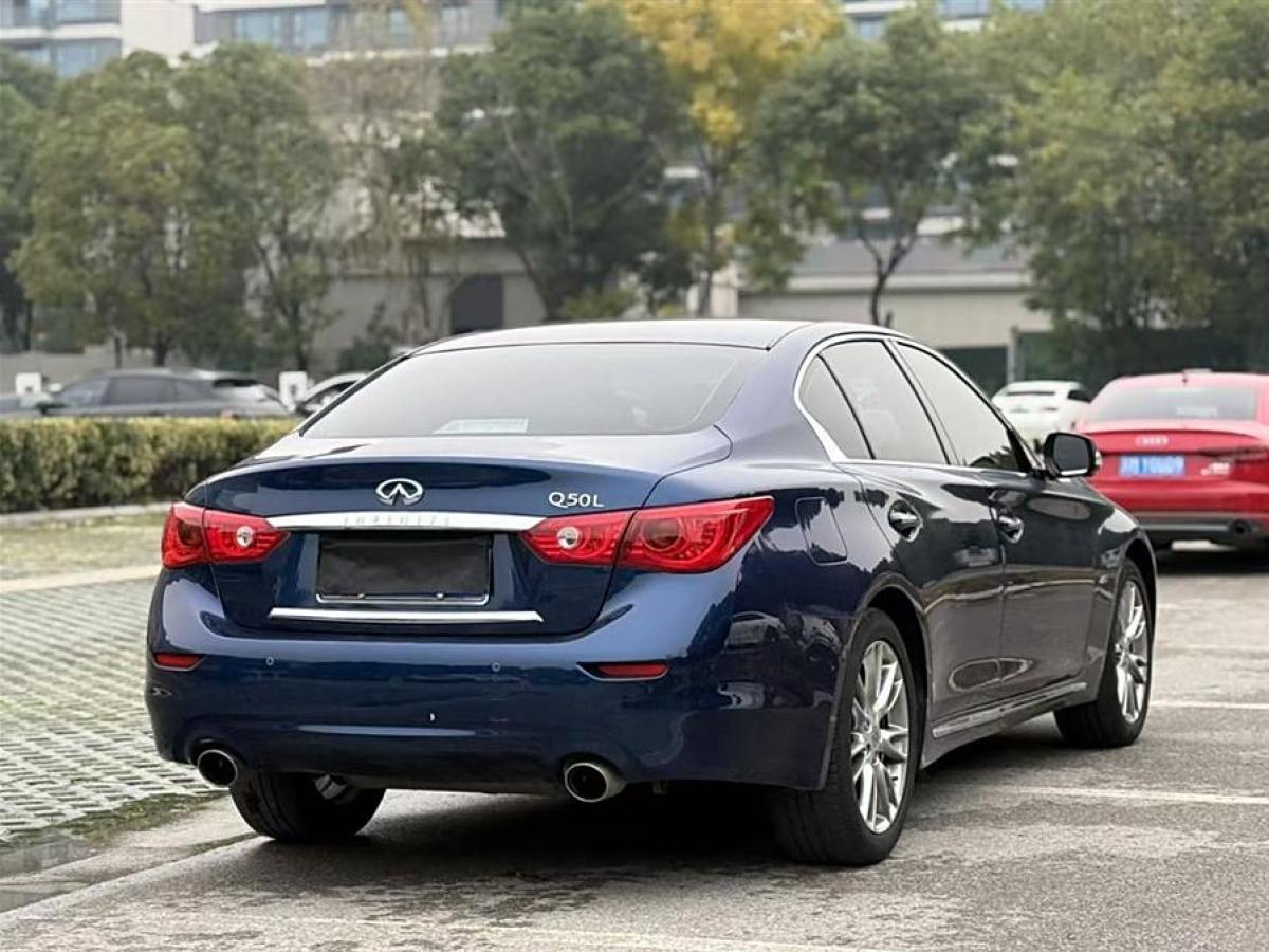 英菲尼迪 Q50L  2016款 2.0T 進(jìn)取版圖片