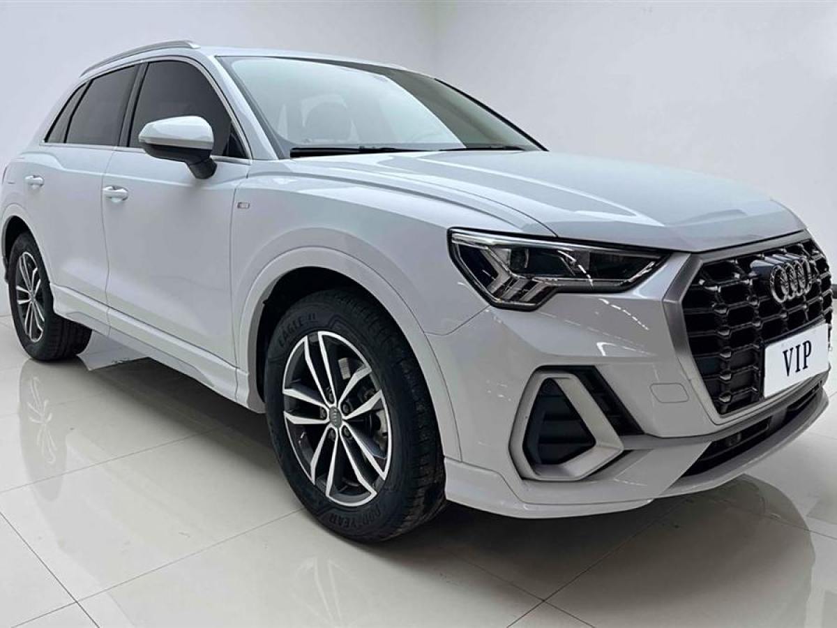 奧迪 奧迪Q3  2021款 35 TFSI 進取致雅型圖片