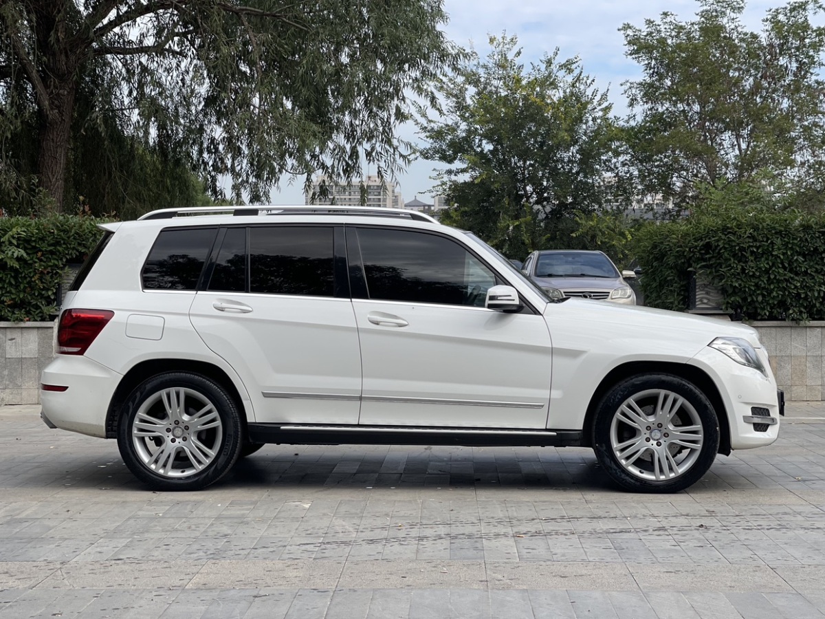 奔馳 奔馳GLK級  2013款 改款 GLK 300 4MATIC 豪華型圖片