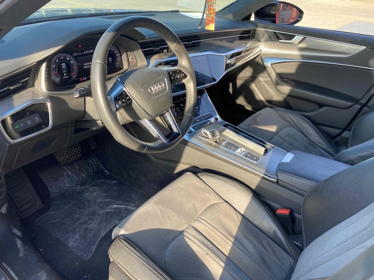 奧迪 奧迪A6L  2023款 改款 40 TFSI 豪華動感型圖片