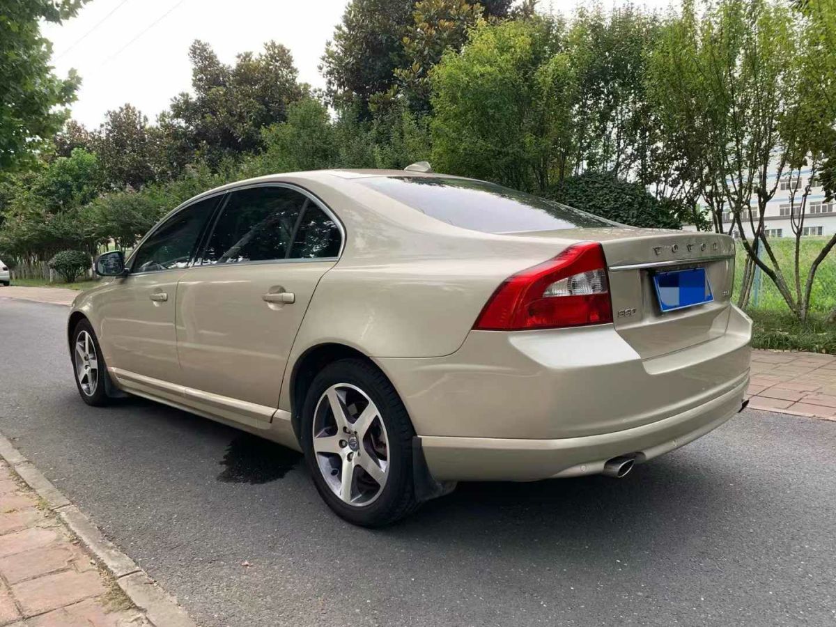 沃爾沃 S80  2012款 S80L 2.0T T5 智雅版圖片