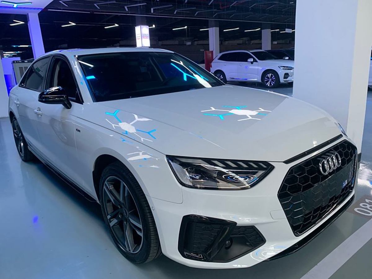 奧迪 奧迪A4L  2022款 40 TFSI 豪華動感型圖片